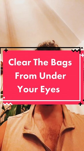 Use this self-massage to clear the lymph nodes under the arms and in the crevices of the neck. Apparently bags under your eyes mean that these lymph nodes need to be emptied. Massing them as I've shown in the video once a day stimulates them positively. #lymphaticdrainage #lymphoma #massage #holistichealth #bags #eyes #acupressure #heal