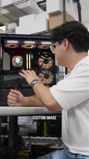 Did you know you can use a custom image or GIF while monitoring temps on your iCUE LCD? 👀 https://cor.sr/Custom-LCD | CORSAIR