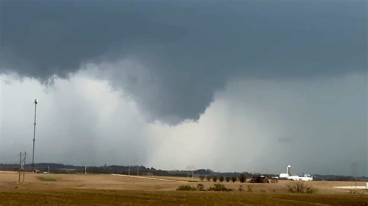 Tornado-warned storm looming over Northeast Iowa