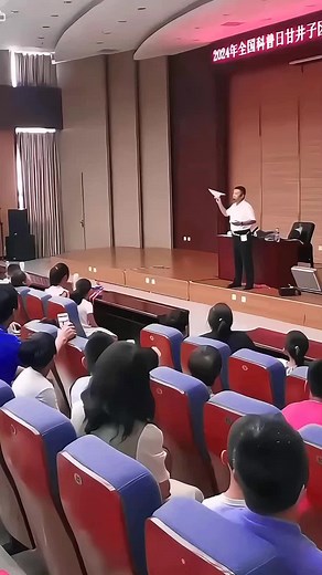 Genius Physics Teacher Shares Amazing Facts