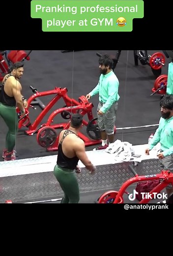 Pranking Professional Player at GYM | Anatoly Trainer Prank