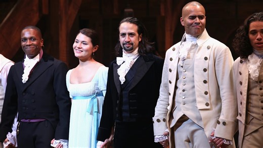 Daveed Diggs, Emmy Raver-Lampman joke about 'Hamilton' reunion at the Tonys red carpet