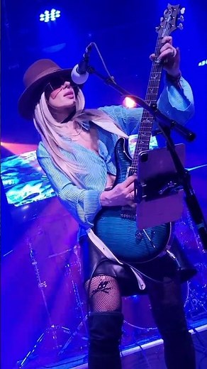 Orianthi (live)