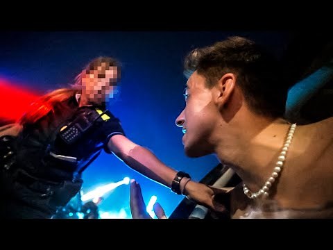 ME DETIENE LA POLICIA…