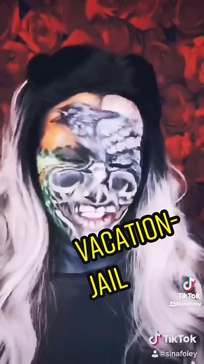I go on vacation for 2 weeks & TikTok burries me 🤯 Eek!! (Raven body paint by me)💜 #bodypaint #makeup #cosplay