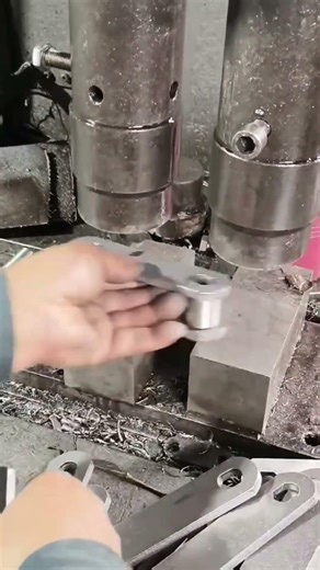 Powerful Hydraulic Press Metal Forming #Engineering #FactoryWork #Machinery