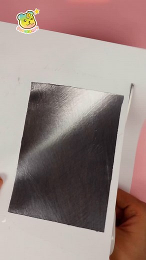 주노크래프트 Junocraft on Instagram: "✏️Making a Mirror with a Pencil in 5 Minutes 5분 안에 연필로 거울 만들기✨ #diy #만들기 #craft #lifehacks #diyhacks #hacks #공예 #꿀팁 #재미 #papercraft #연필거울"