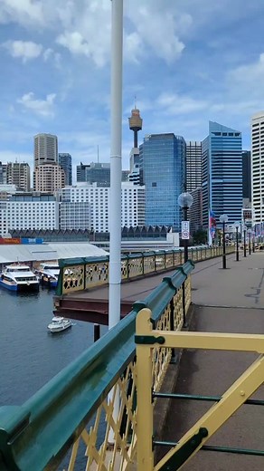 Swinging Pyrmont Bridge: Scenic Marvel of Sydney
