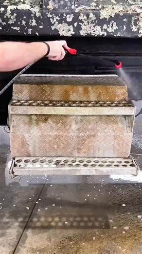 149K views · 2.2K reactions | #asmrcleaning #pressurewashing #soclean #cleaning #satisfyingvideo | Amazingtips | Facebook