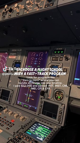 Choosing a Fast-Track Flight School Program Guide