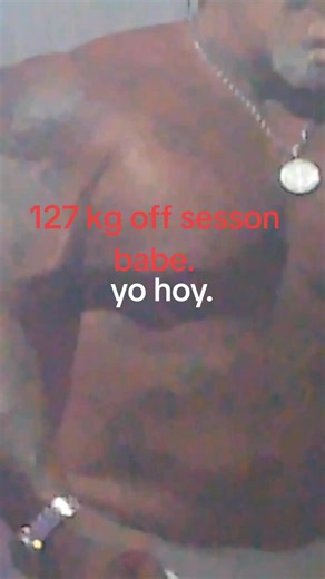 #offsessonbodybuilder #buff #gaybuffman #musclebears