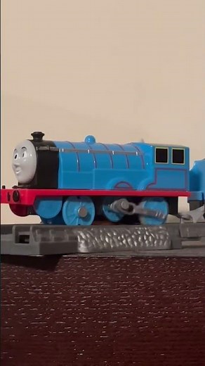 Trackmaster Revolution Edward could’ve had accurate side rods (TRACKMASTER 2 EDWARD MOD)
