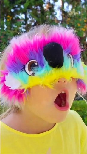 Divertido Escondite con Alice y Nicole. Parte 2