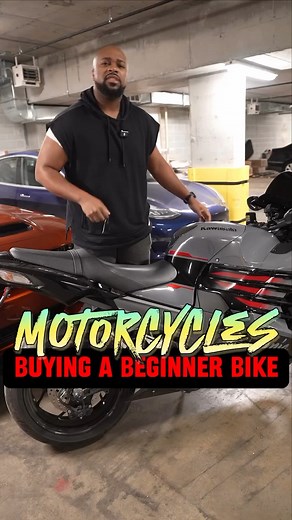How to Buy Your First Motorcycle – Quick Tips! Looking to buy your first motorcycle? Here are some quick tips to make sure you pick the right one. From engine size to comfort and safety features, I’ll cover what to look for in a beginner-friendly bike. Let’s get you on the road with the right ride! Drop a comment – What was your first motorcycle? 🔧 Choosing the Right Bike 🔥 Engine Size & Comfort 🏁 Safety Features to Consider 💭 First Bike Must-Haves #BeginnerMotorcycle #FirstBike #MotorcycleT