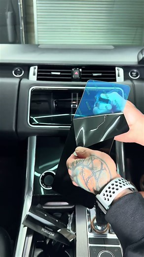 STOP Using PPF on Screens! Land Rover Gets a Real Upgrade with PIXSEL Hybrid Glass #automobile