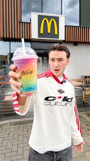 Alle Milkshakes Van De McDonalds Bij Elkaar Mixen!