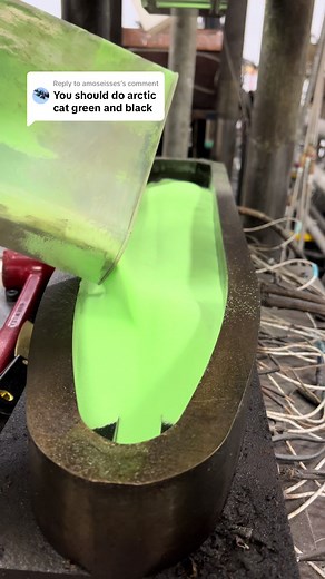 Kitty Cat Skis - Childhood Memories on the Snow