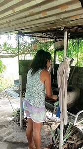 333K views · 10K reactions | NAKI INOM NG TUBIG SI KURING Ka Lending THIS VIDEO FOR ENTERTAINMENT PURPOSE ONLY ! | Ka Lending | Facebook