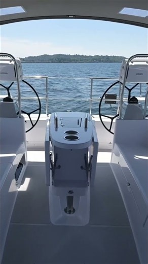 𝗢𝗳𝗳 𝗣𝗶𝘀𝘁𝗲 a 2023 Catalina 445 | For Sale by Seattle Yachts