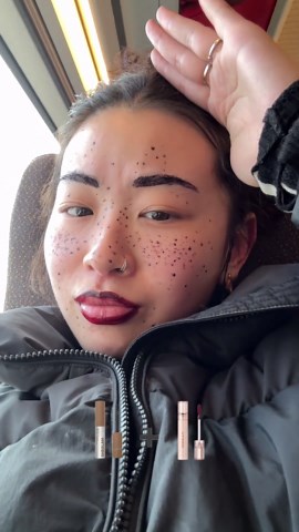 The Most Satisfying Beauty Steps: Lipstick and Eyebrow Tips