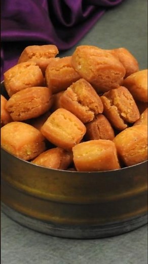 Shankarpali Recipe | Sweet Shakarpara | Shakkar Para | Diwali Recipes | Diwali Sweets & Snacks