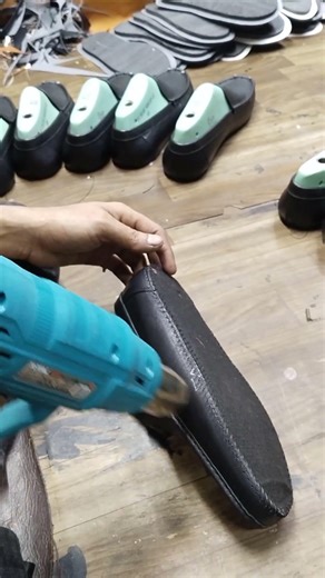 🔥👞 Heat Setting Casual Loafer with Last Inserted