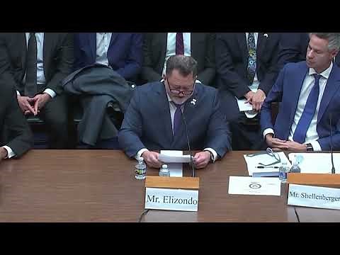 'Not alone in the cosmos' - Fmr. Pentagon UFO hunter says US government hides evidence