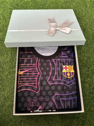 Barcelona 2025/26 Special Edition Jersey Unboxing