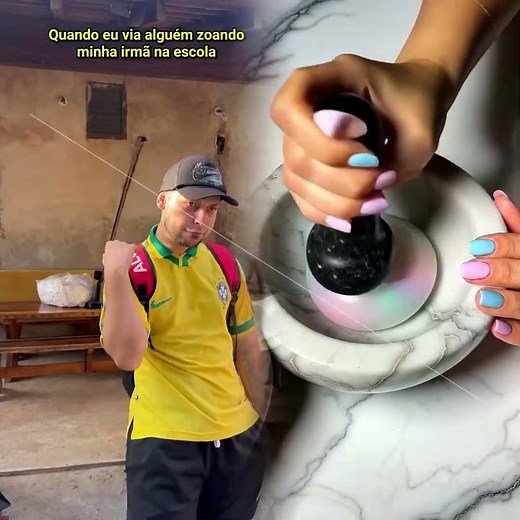 Mexe comigo, mas não mexe com a minha irmã kkkkkkkkk