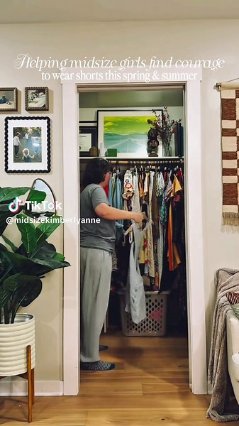 Flattering Outfits for Midsize Women This Summer