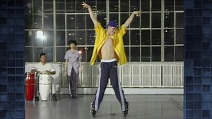 Watch Matthew Morrison in His 1999 How-To Hip-Hop Dance Video