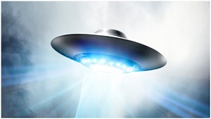 Stunning UFO Footage Appears To Show Massive Craft