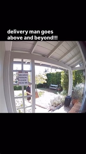 Jerry on Instagram: "Follow (@mastiwithjerry ) for more … 🍿🎥: Deputy Raineesha Williams’s iconic exaggerated derrière on Reno 911! wasn’t computer-generated-it was a prosthetic built by the costume team to be three times larger than actor Niecy Nash’s real figure, a design she said kept her warm in winter but felt unbearable in summer. (source: People) … #explorepage #explorepost #funnymemes #memes #zz #memesdaily #wholesome #wholesomememes #fashion #fashionstyle #jokes #movie #movies #viralmo