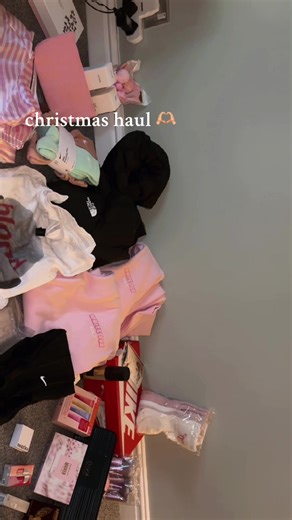 Exciting Christmas Haul: Gifts and Décor Ideas