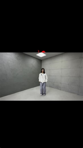 modAsaf on Instagram: "Zamana meydan okuyan şıklığın ve rafine zevkin yeni ifadesi ! Minimal görünümün altında kusursuz işçilik ve ince detaylar , Her bir parçada ustalığın ve imzanın gücünü hisset ! www.modasaf.com.tr web sitemizden hızlı sipariş oluşturabilirsiniz 🚨🚨 . . . . . #tekstil #giyim #kıyafet #unisex #eti̇caret"