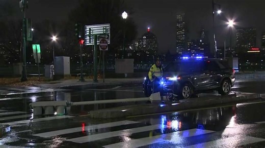 Traffic light pole falls down, causes traffic delays on Mass Ave in Cambridge