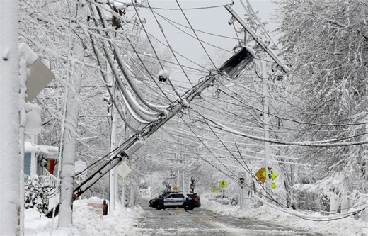 How to survive a power outage in the winter