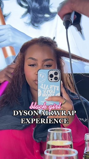 healthy hair is the motto, especially since dying my hair. So I’m loving the @dysonhair airwrap #blackgirlhair #dysonairwrap #haircare