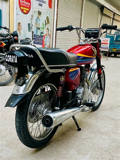 03326122175 03125083998 03255194608 03099729106 Honda CG 125 2012 Model All Punjab Number lg jye ga Copy Available File Available Documents Clear Biometric Available Full Lush Condition Frame 💯 Engine 💯 Demand 115k Final Location Friends Motors Al Noor Market Main Ashiana Chowk Allahabad Westridge Rawalpindi #viral #fyp #foryou #trending #growmyaccount