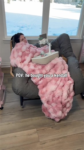 Revolutionize Reading with Kindle Page Turner