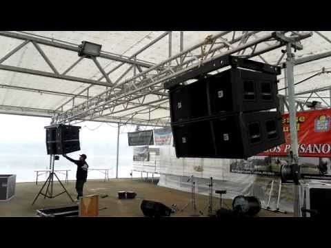 Equipo de sonido "Line Array" para varios grupos y bandas