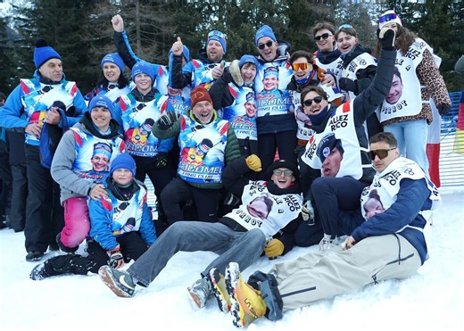 Biathlon JO : "Médaille d’or ou rien", on a rendu visite au QG du fan club d'Éric Perrot à Antholz