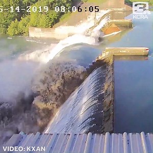 A camera caught the moment a spillgate failed Tuesday morning at a lake in Texas. The failure happened at Lake Dunlap near New Braunfels. You can see the moments the middle spillgate breaks and water cascades downstream. Watch the video above to see the spillgate failure | KCRA 3