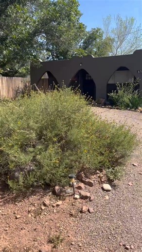 La Casita Algerita is tucked a!way in a beautiful Alpine neighborhood. Come take a tour of this great place to stay on your next visit to the Big Bend. #alpinetexas #alpinetx #TexasToDo | Visit Alpine, Texas