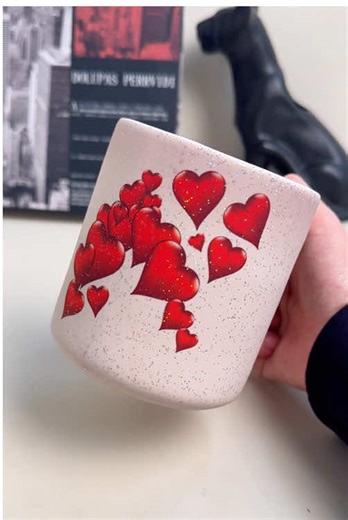 Color-Changing Cup: The Perfect Valentine's Day Gift