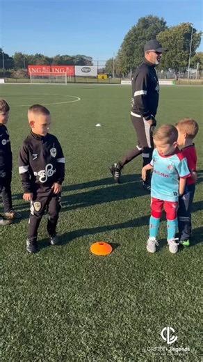 Afgelopen zondag weer volop genoten van onze talenten. Het plezier dat jullie uitstralen is aanstekelijk, en de groei die we samen zien maakt ons trots. - The only way to achieve the impossible is to believe it is possible - #CreatingLegends #TalentInProgress #GrowingTogether #FutureLegends #CreatingLegendsAcademy | Creating Legends Academy | Facebook