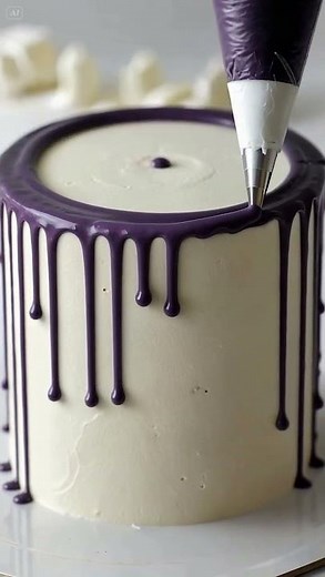 Royal Gold Tier Cake 👑✨ | Cake Layers & Designs