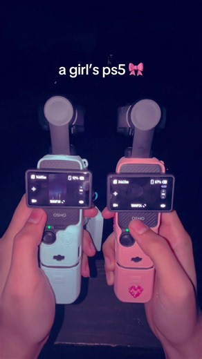Girl’s PS5 Unboxing with DJI Osmo Pocket 3 Footage