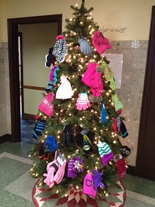 Hat and Mitten Tree