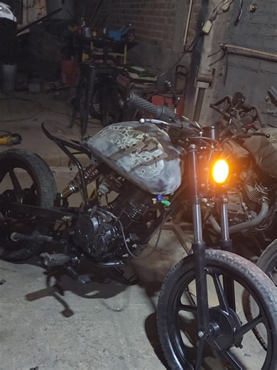 Tuning de la Bajaj Boxer: Parte 2 de la Transformación